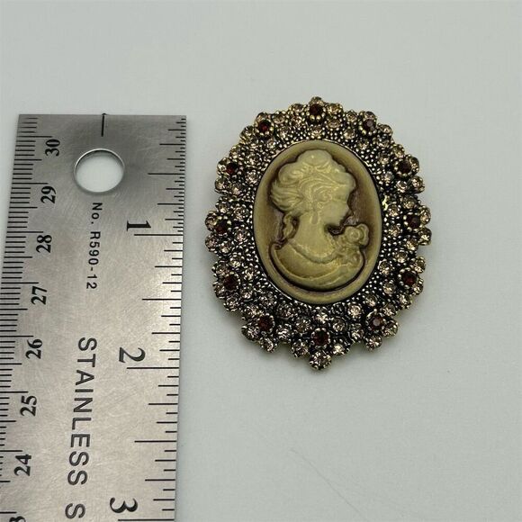 Vintage Style Victorian Lady Cameo Brooch Gold and Brown Rhinestones Retro - Picture 7 of 9